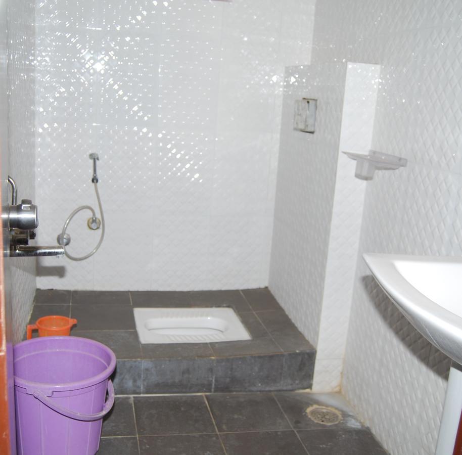 Hôtel Pratham Residency à Mysore Extérieur photo